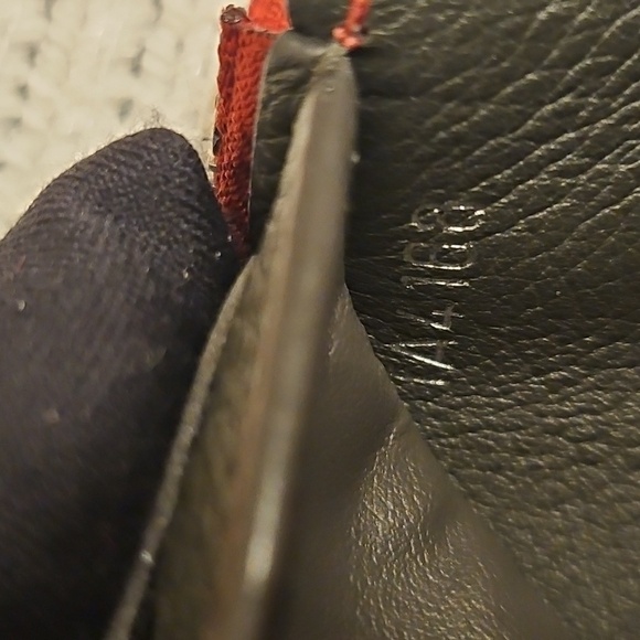 Louis Vuitton Lockme Red and Cream Women's Wallet - Picture 10 of 10